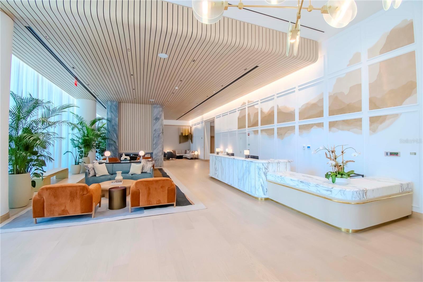 RITZ CARLTON RESIDENCES   BAY OAKS CONDOMINIUM - Residential