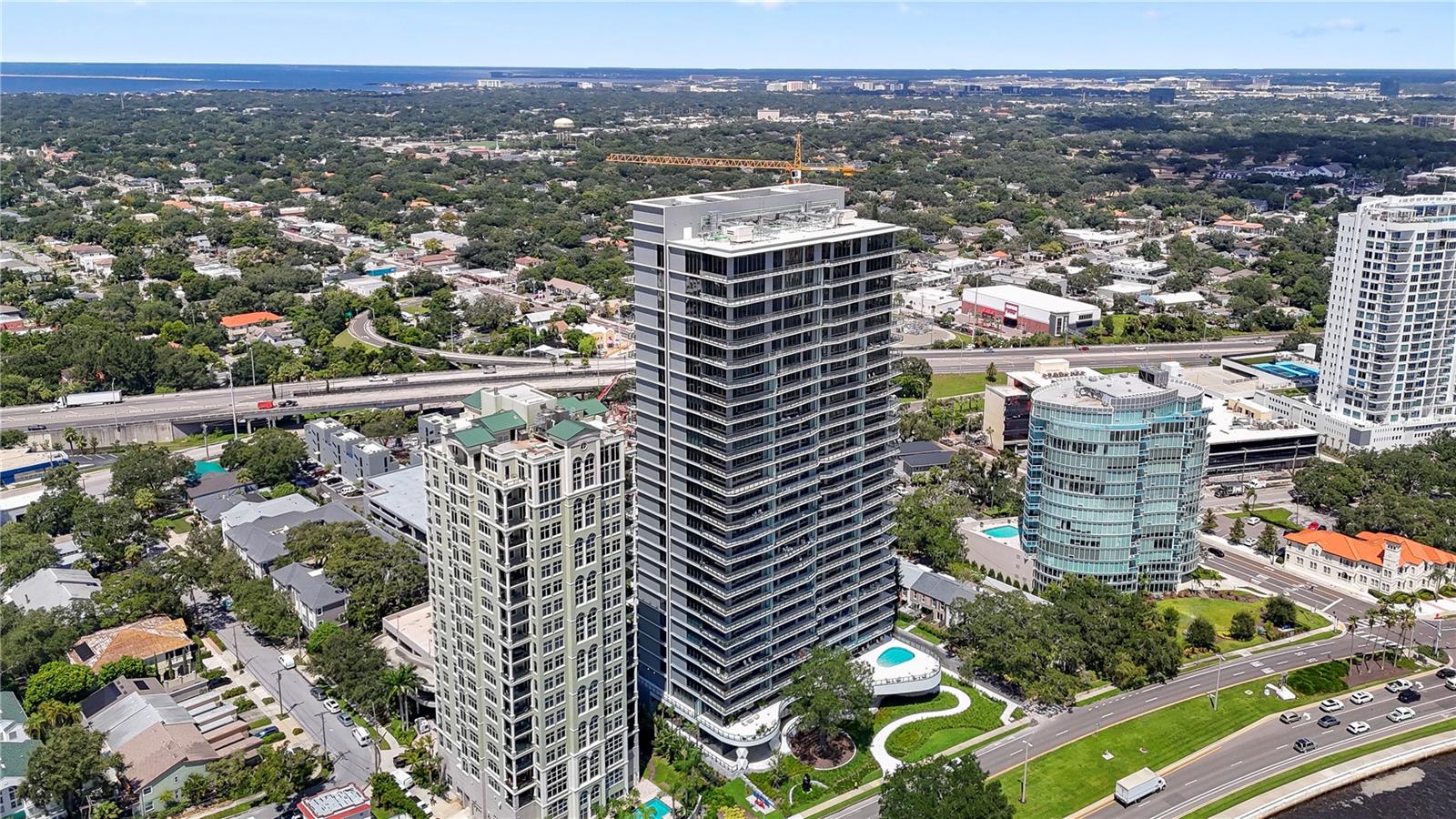 RITZ CARLTON RESIDENCES   BAY OAKS CONDOMINIUM - Residential