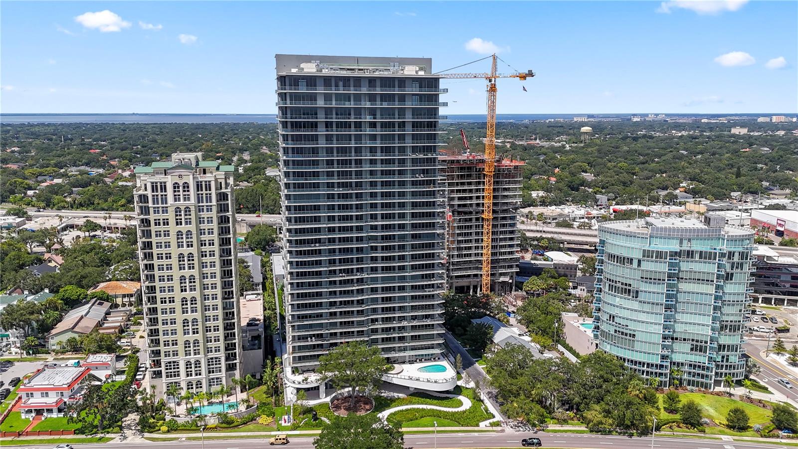 RITZ CARLTON RESIDENCES   BAY OAKS CONDOMINIUM - Residential