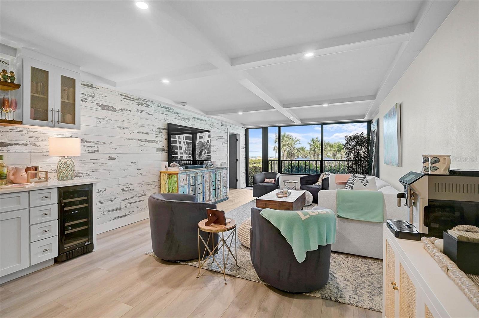 GULF & BAY CLUB PH 1 - Residential