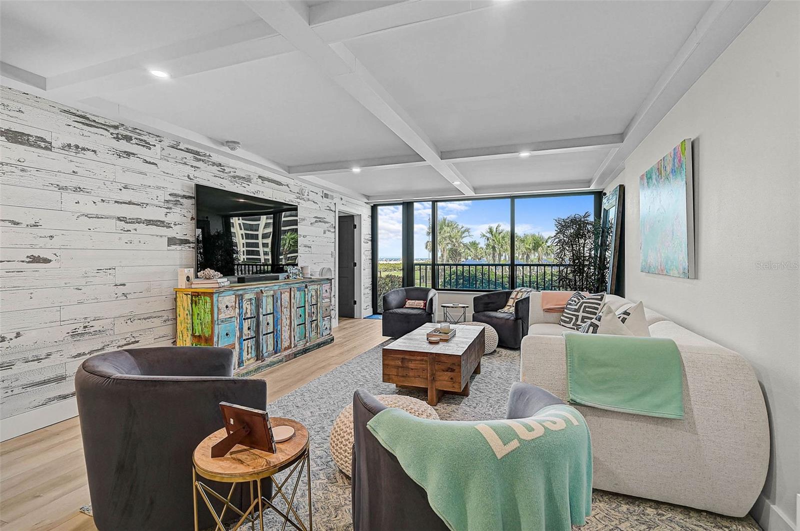 GULF & BAY CLUB PH 1 - Residential