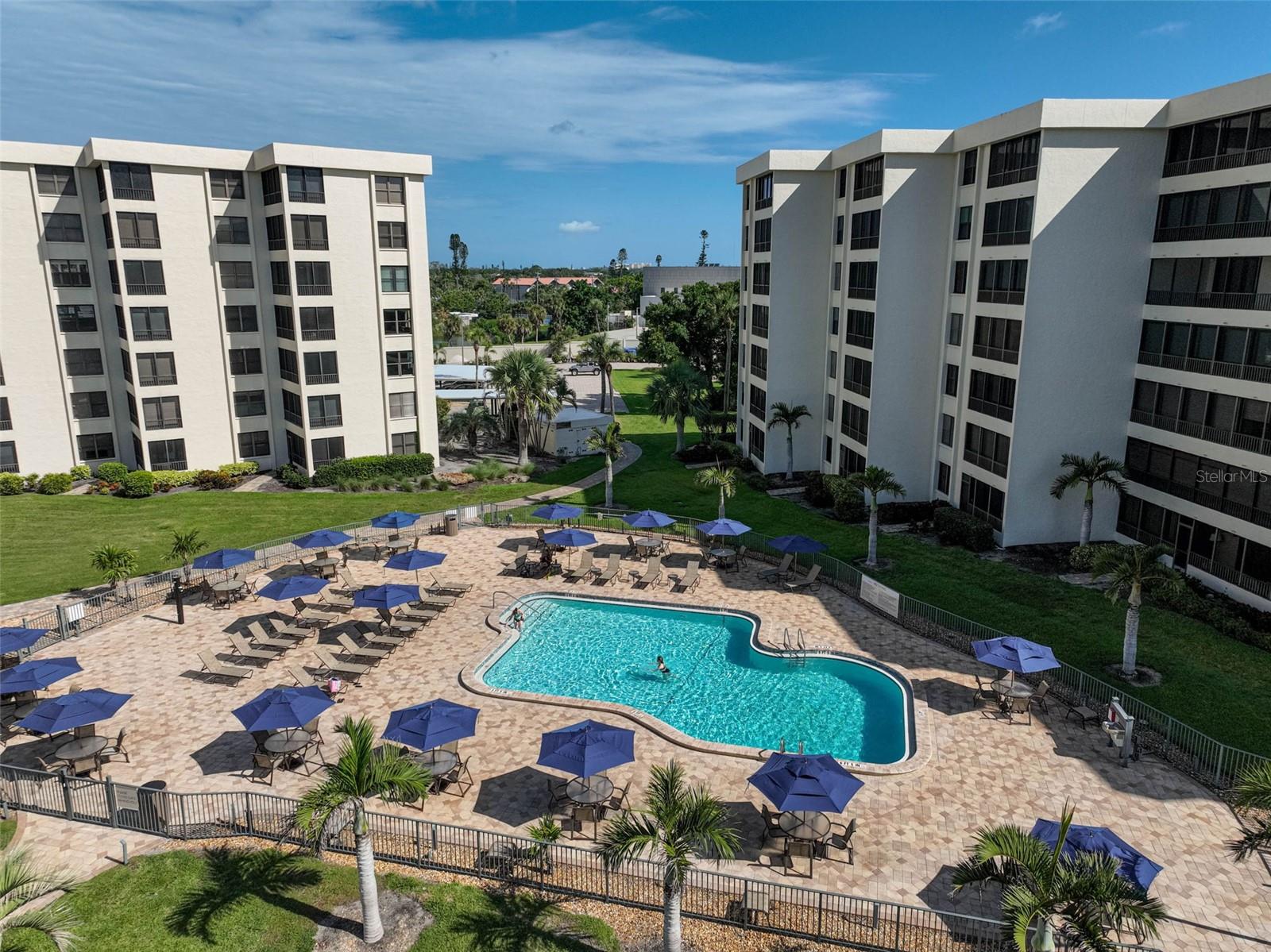 GULF & BAY CLUB PH 1 - Residential