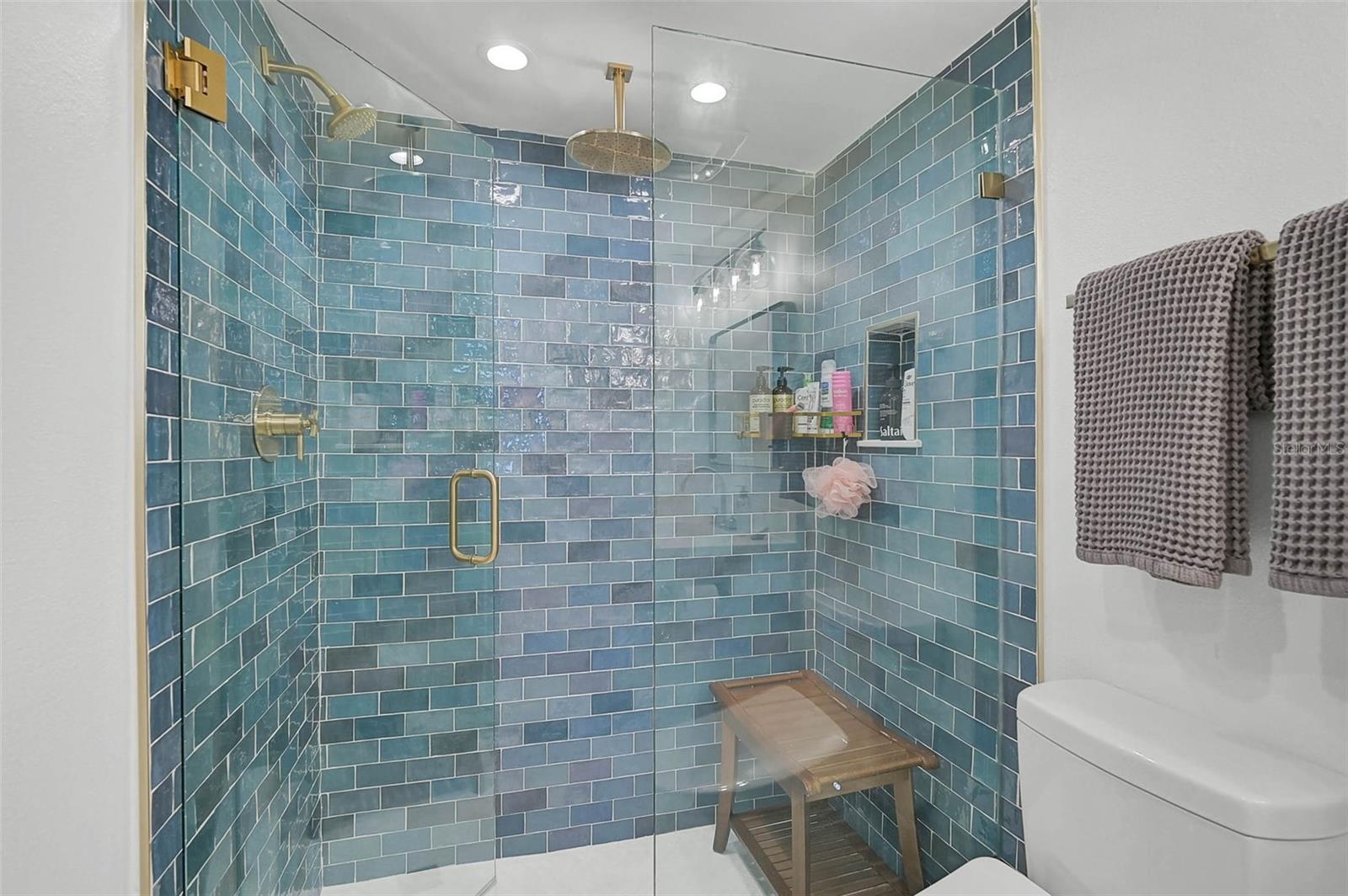 GULF & BAY CLUB PH 1 - Residential