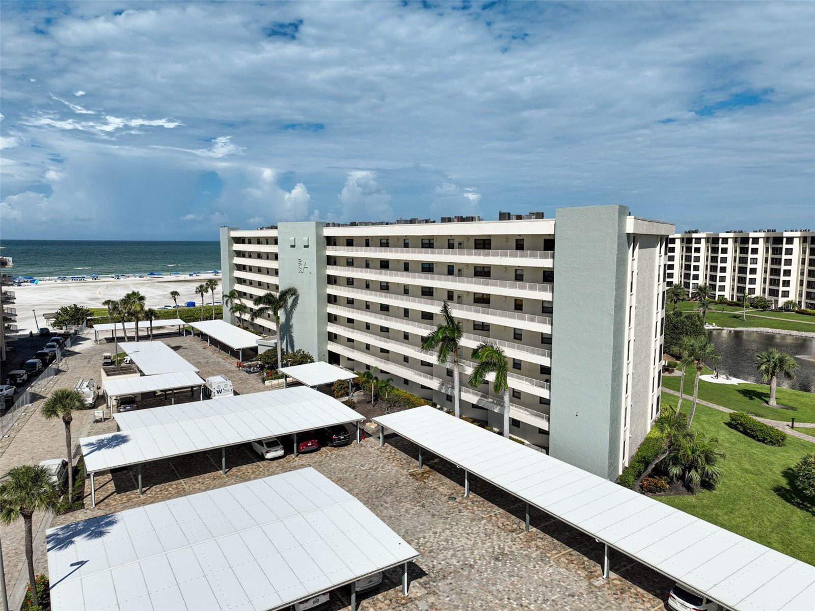 GULF & BAY CLUB PH 1 - Residential