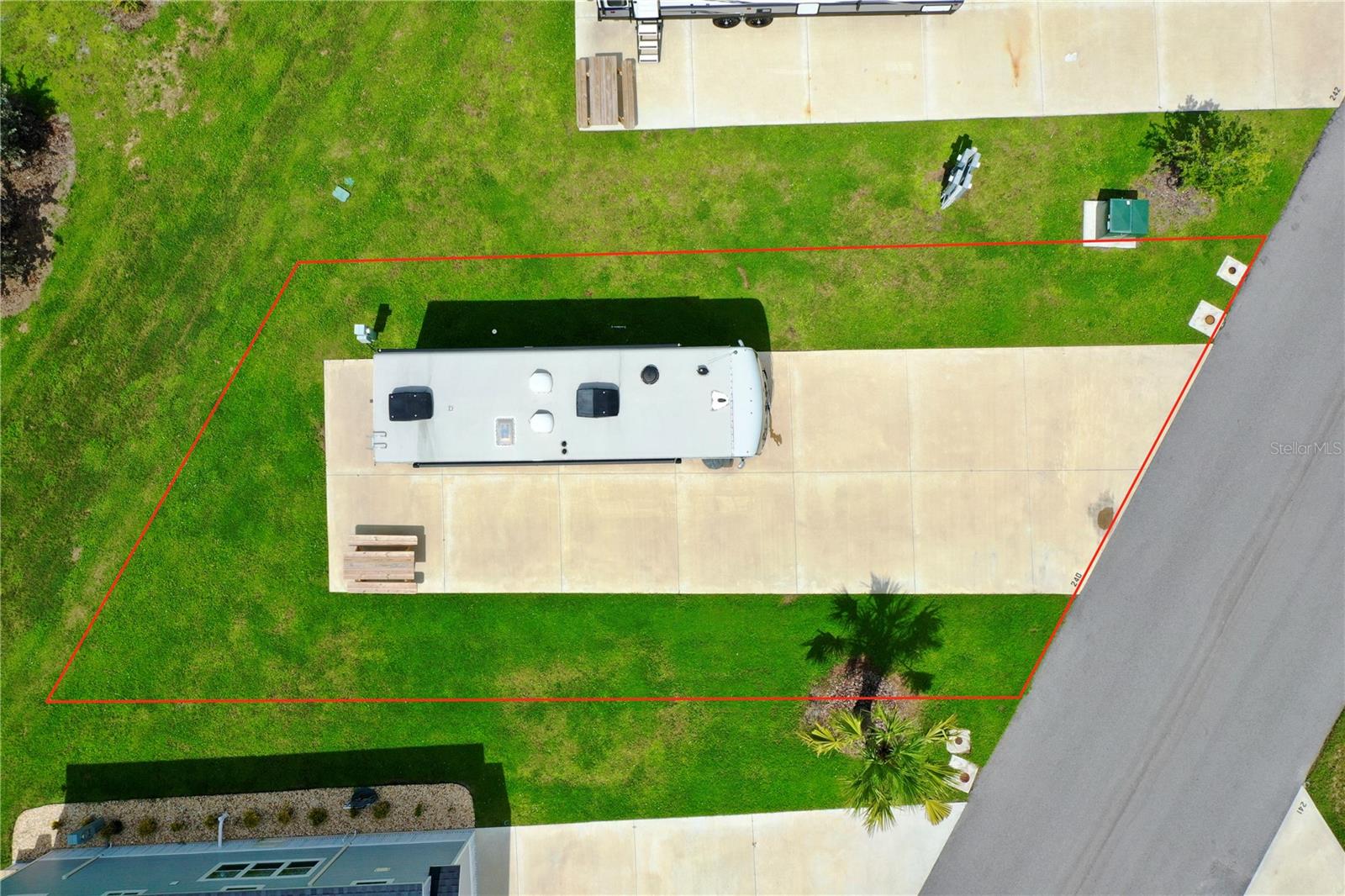 240 HORIZON ROAD