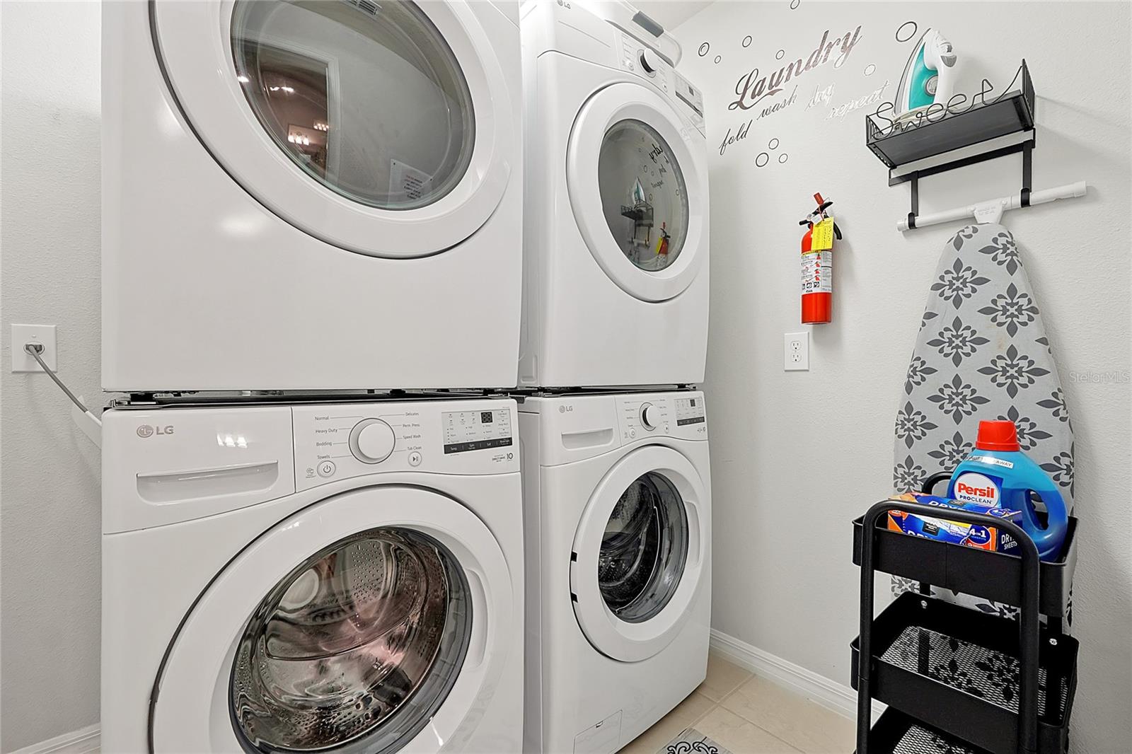 WINDSOR ISLAND RESORT - Residential