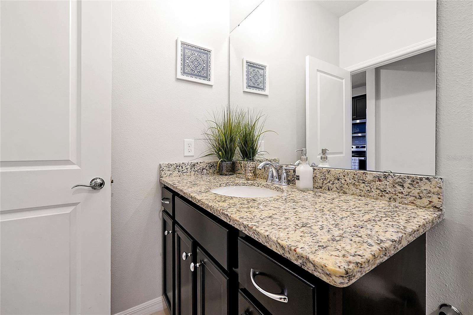 WINDSOR ISLAND RESORT - Residential