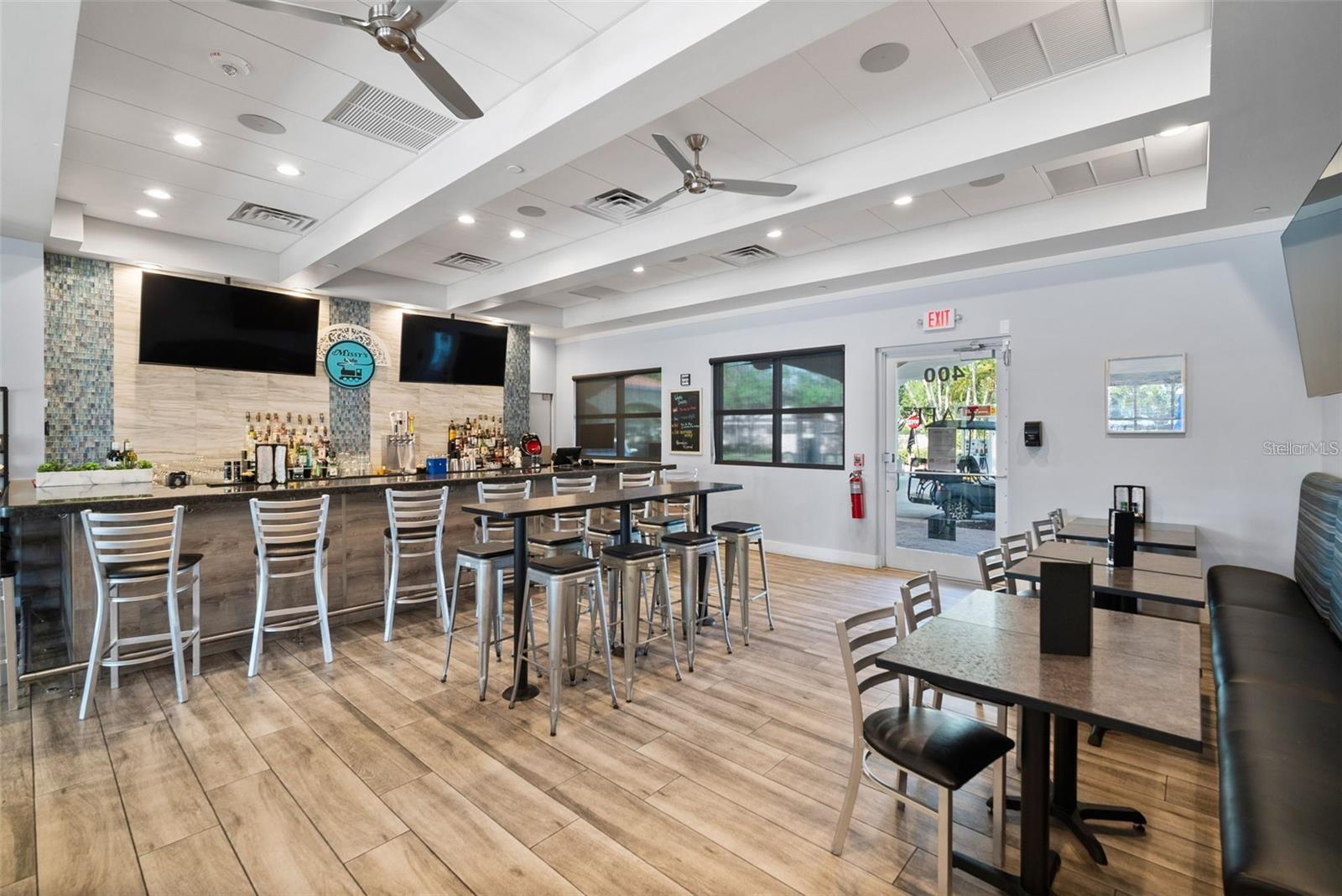 VILLAGEWALK - Residential