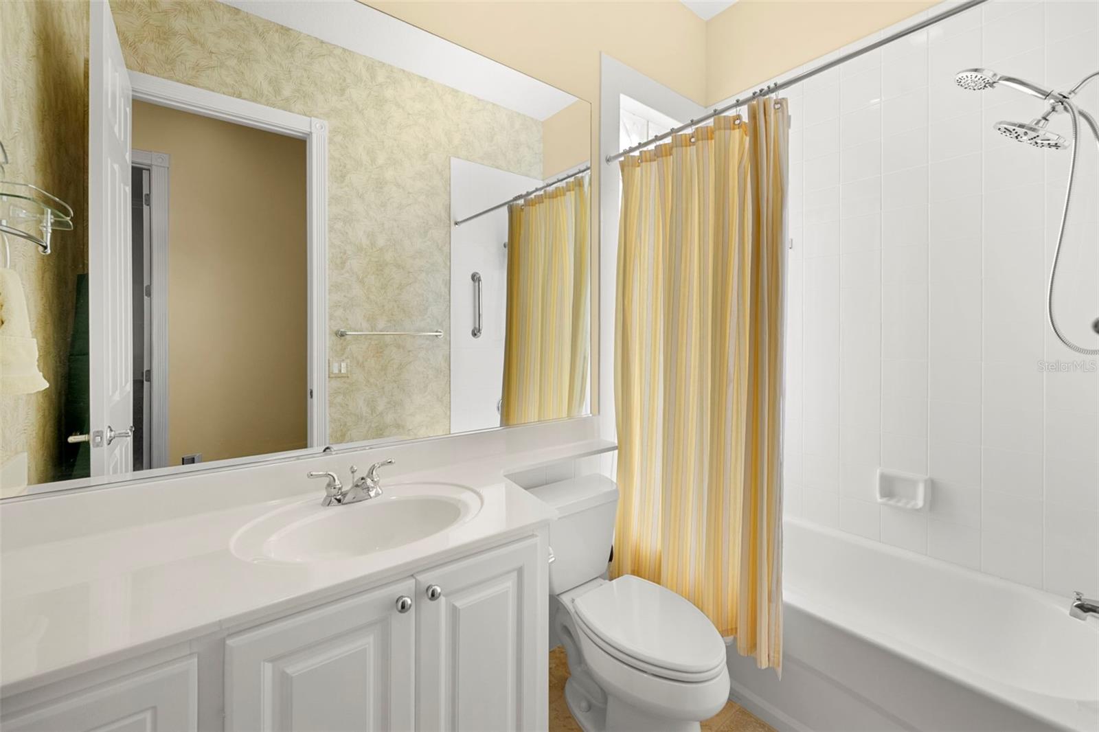 VILLAGEWALK - Residential