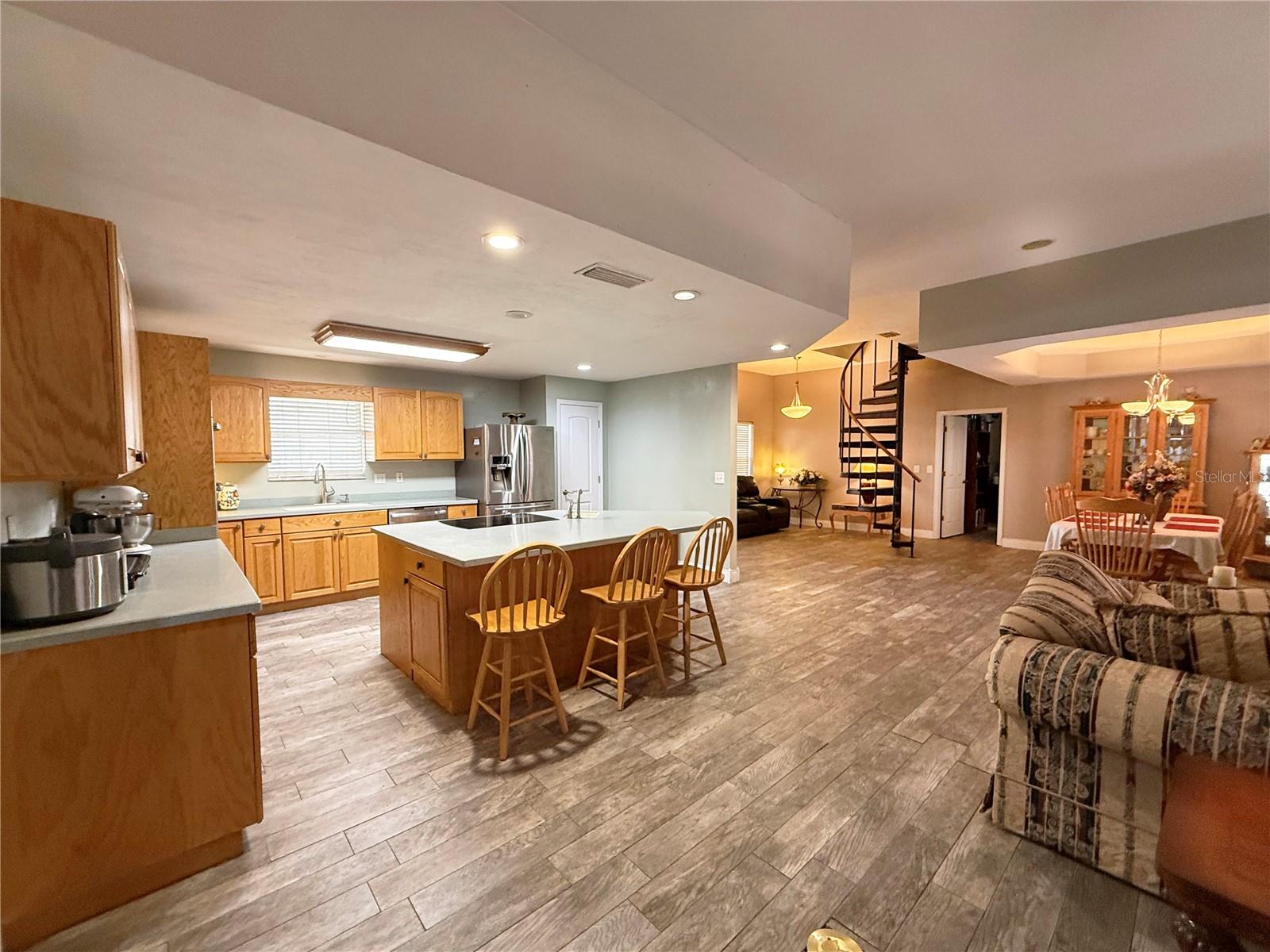 LANCASTER ESTATES - Residential