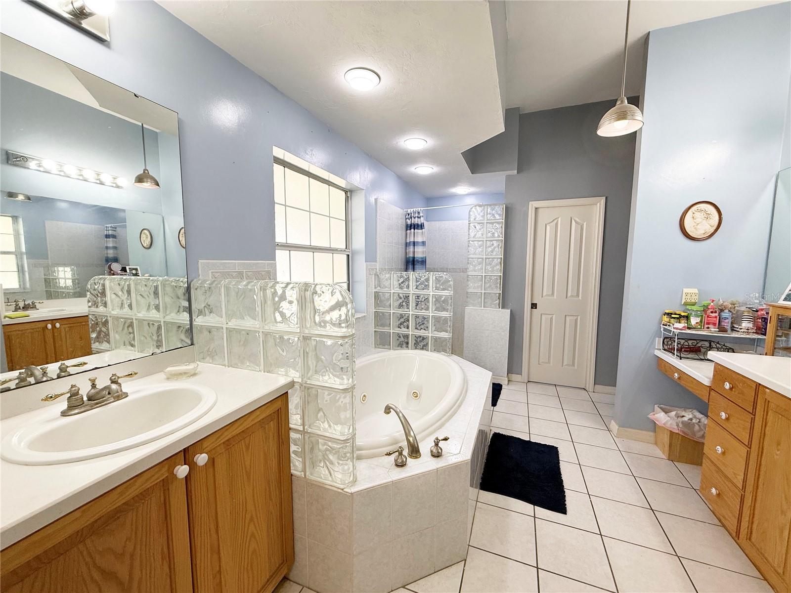 LANCASTER ESTATES - Residential