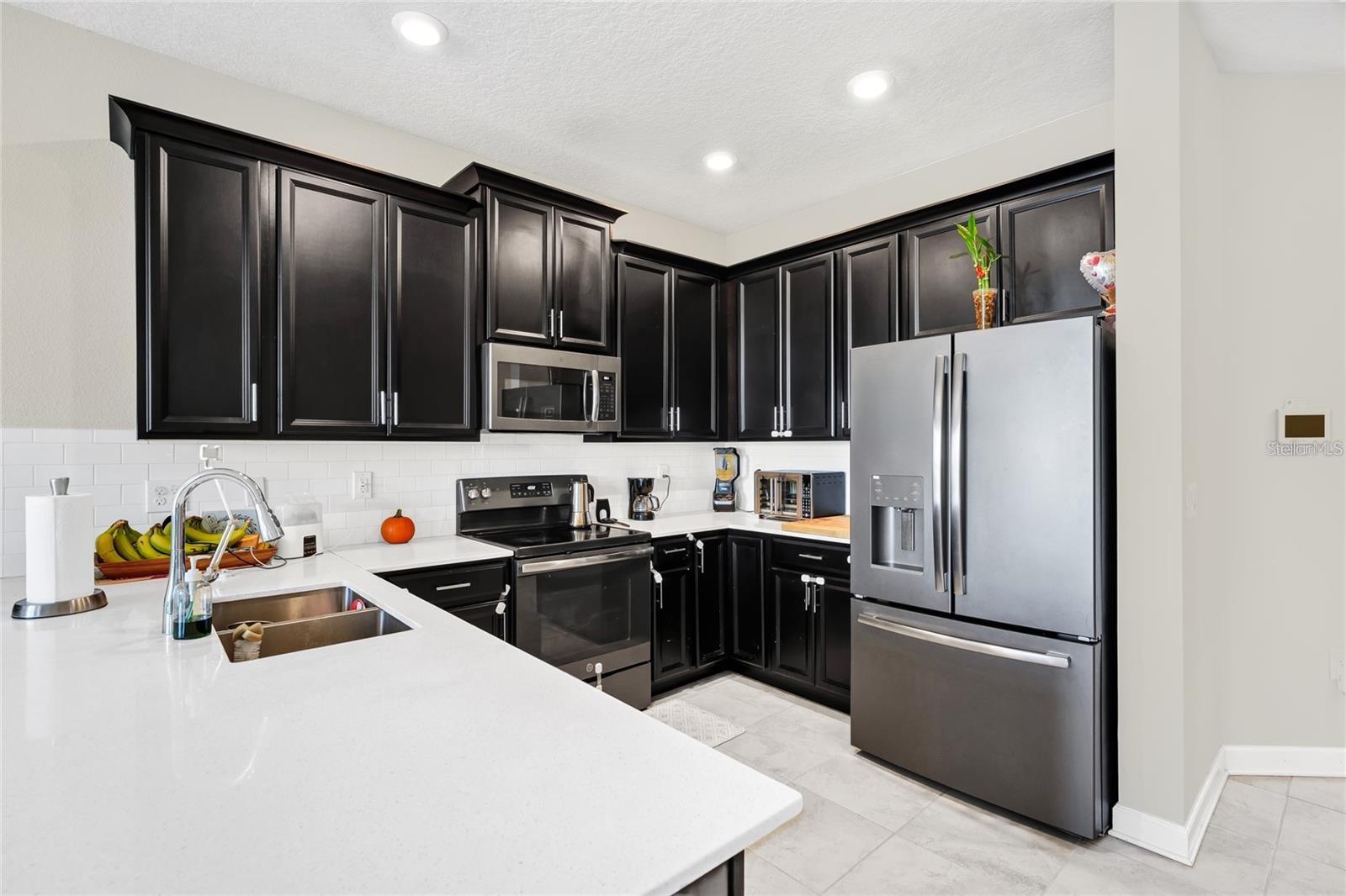 STORY LAKE-REFLECTIONS TOWNHOMES - Residential