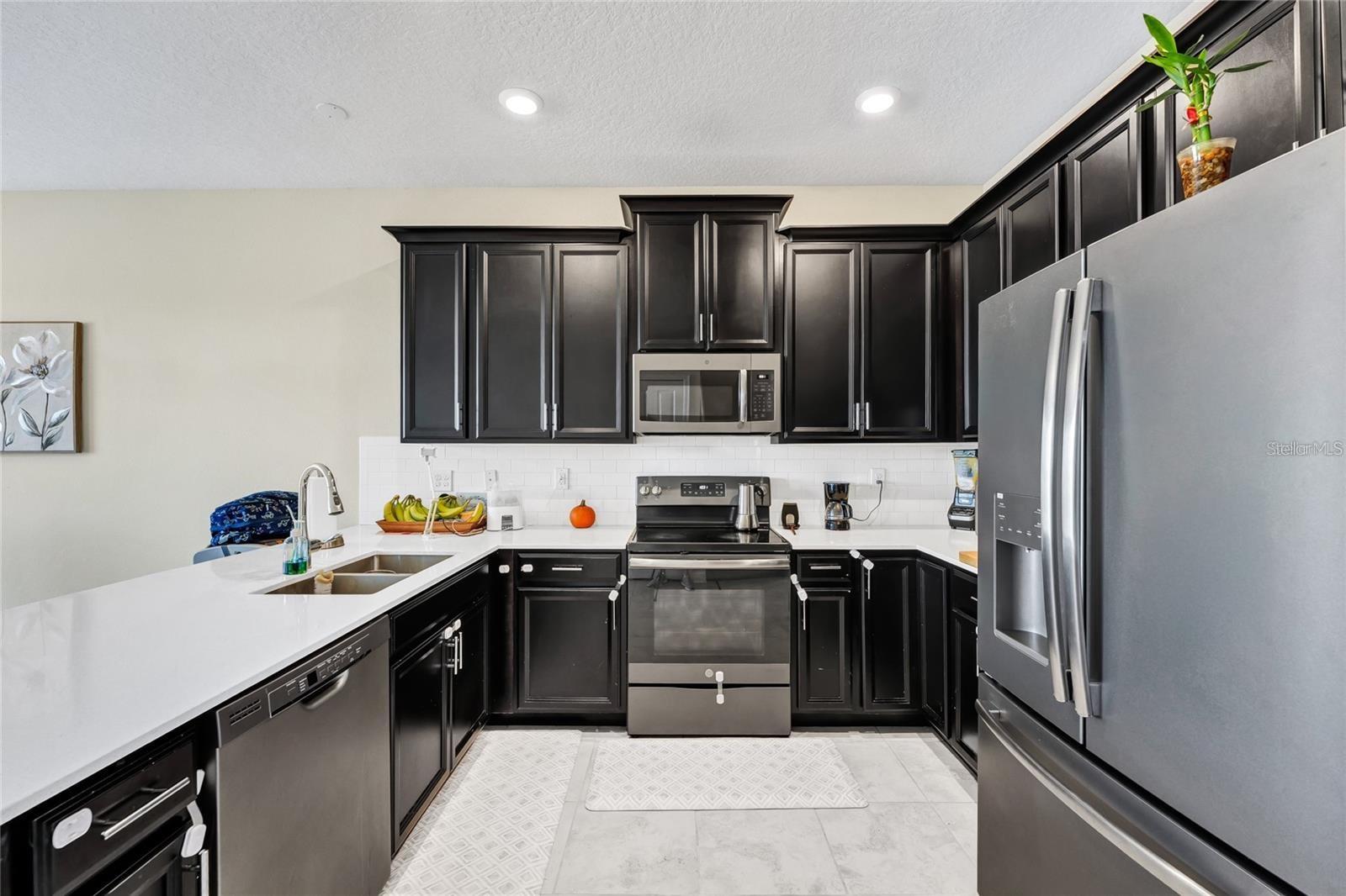 STORY LAKE-REFLECTIONS TOWNHOMES - Residential