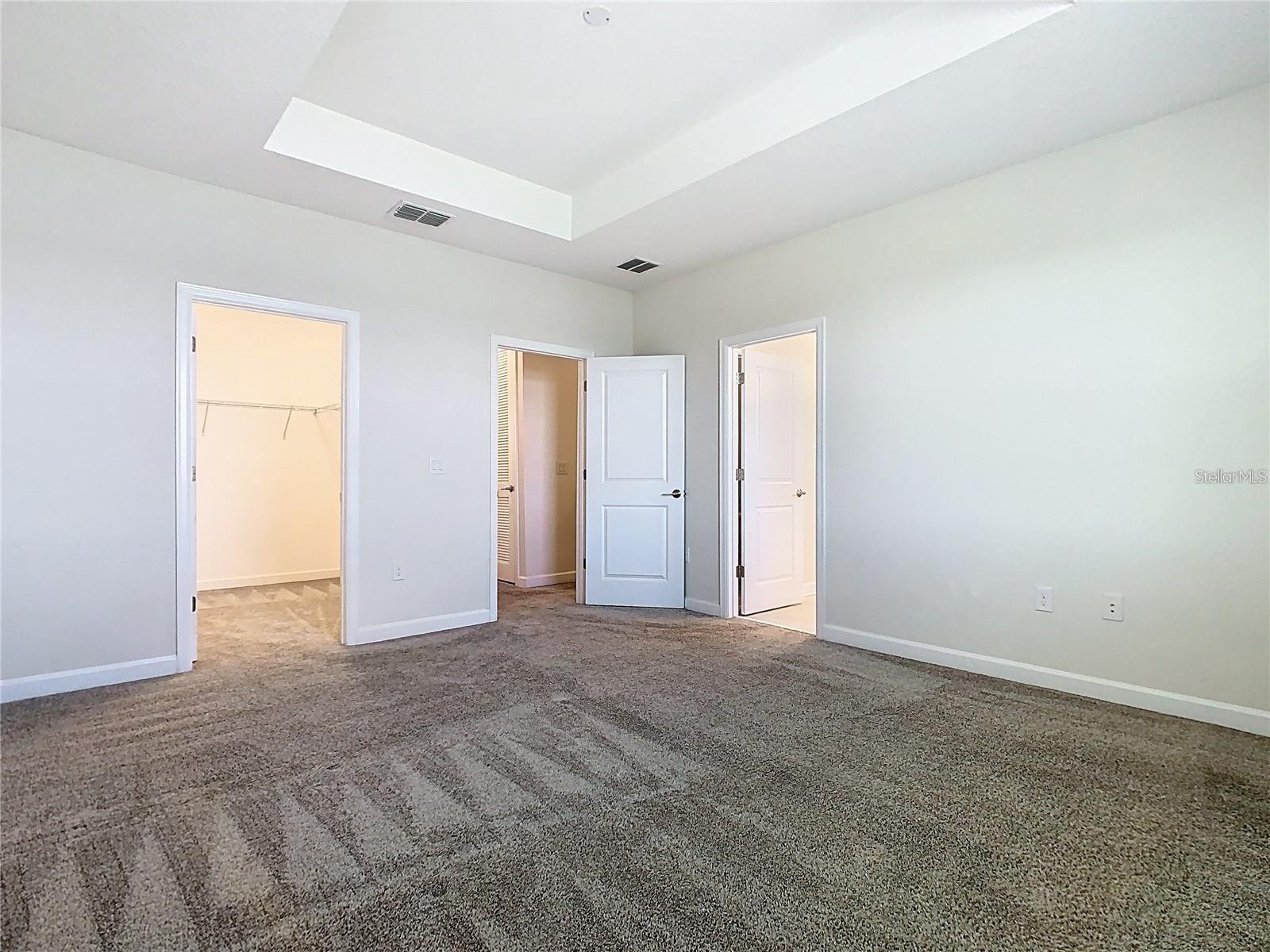 STORY LAKE-REFLECTIONS TOWNHOMES - Residential