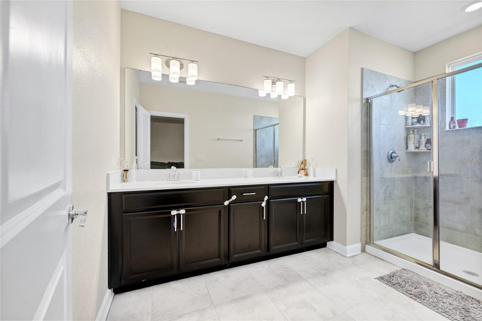 STORY LAKE-REFLECTIONS TOWNHOMES - Residential