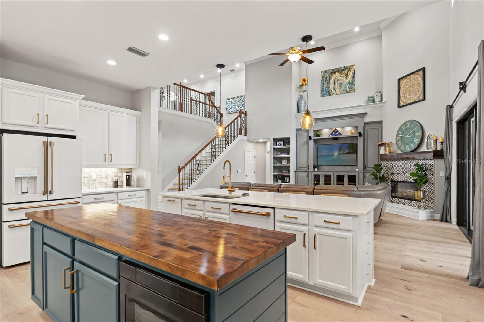 NINE EAGLES UNIT ONE SEC I - Residential