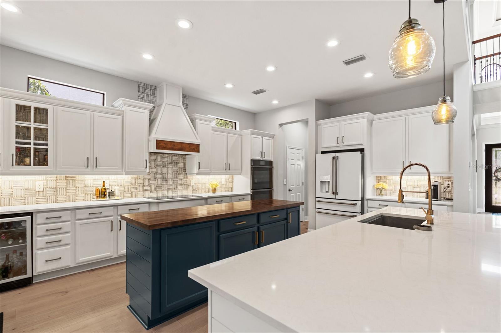 NINE EAGLES UNIT ONE SEC I - Residential