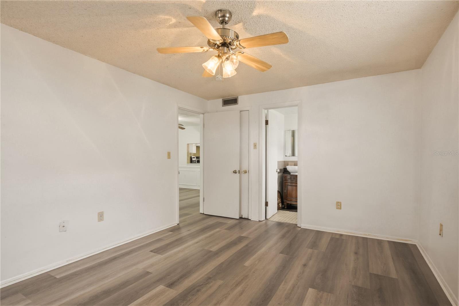 GARDENS BEACON SQUARE - Residential