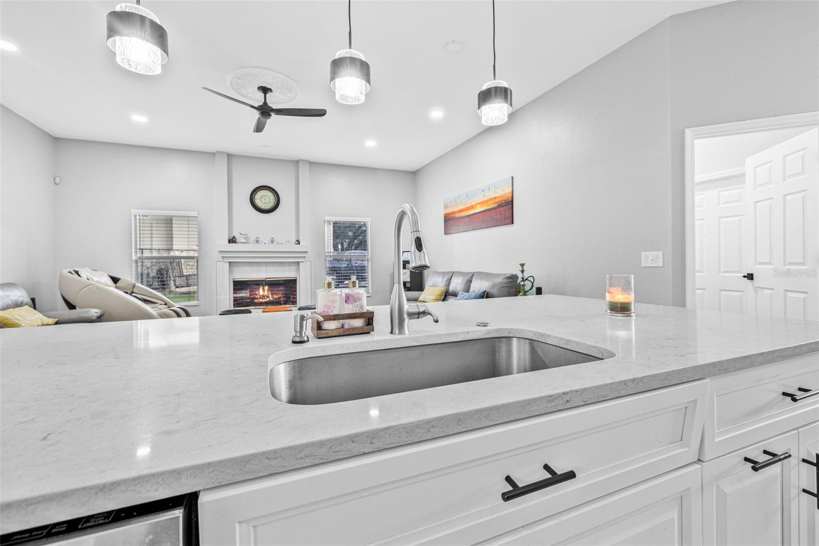 ROSA WOODS - Residential