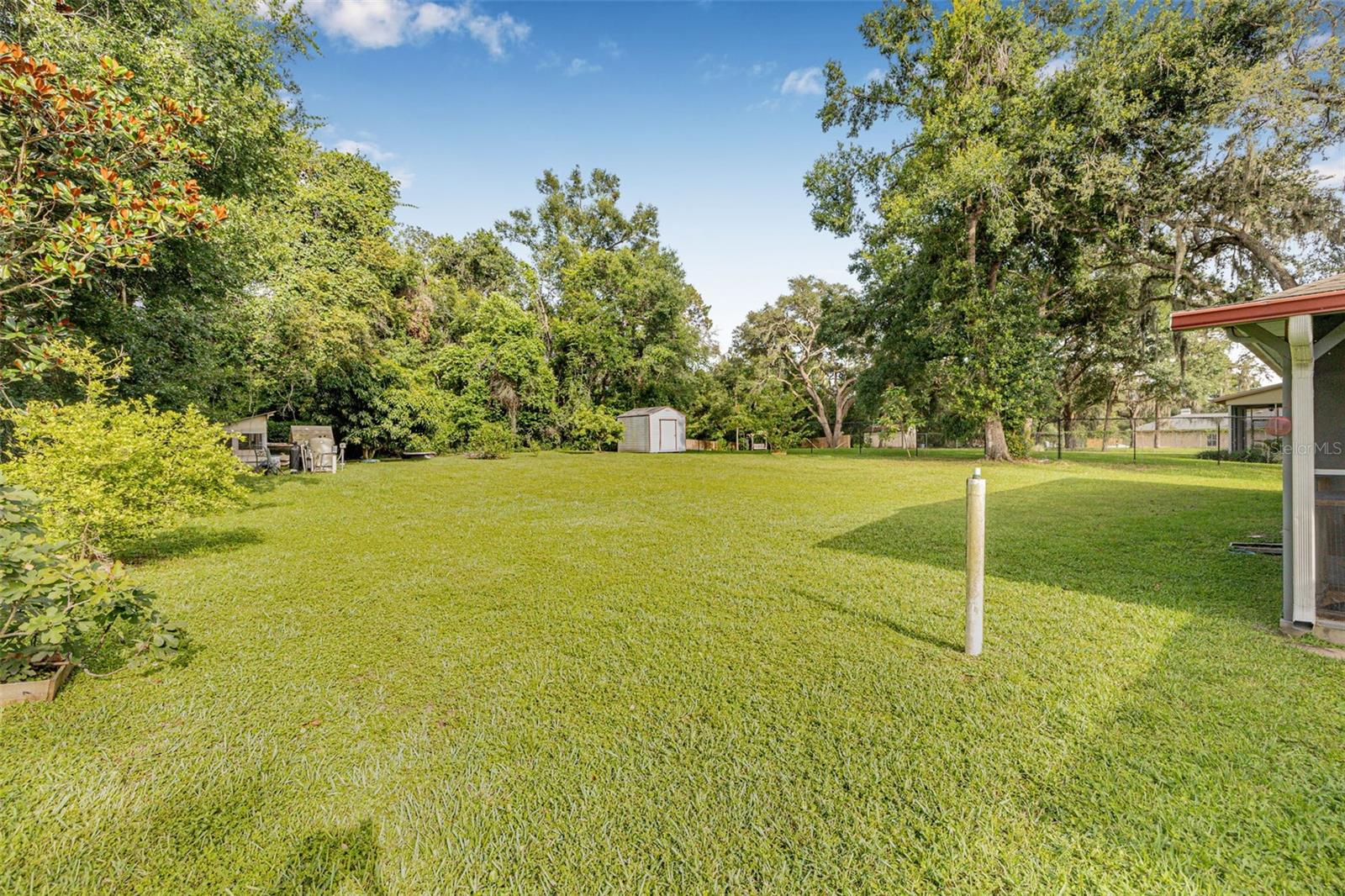 ROSA WOODS - Residential