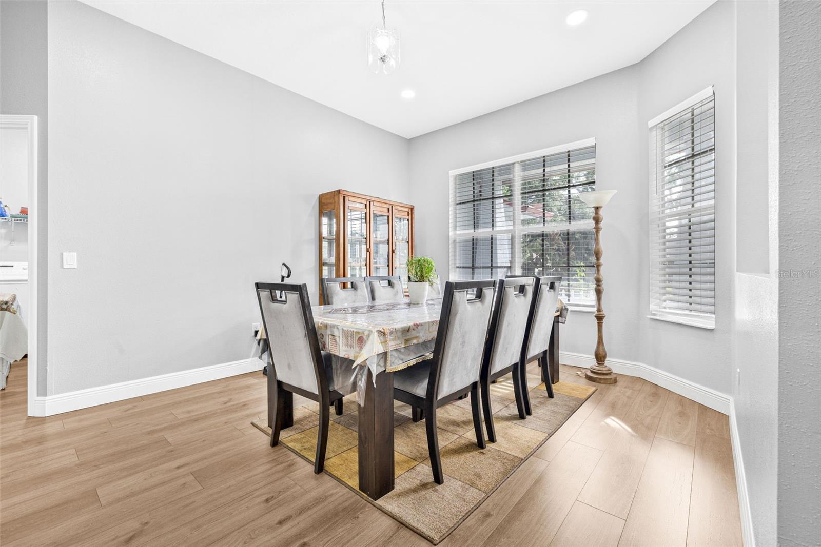 ROSA WOODS - Residential