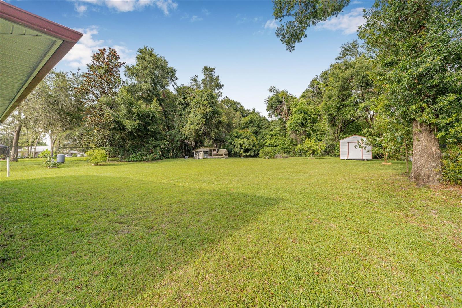 ROSA WOODS - Residential