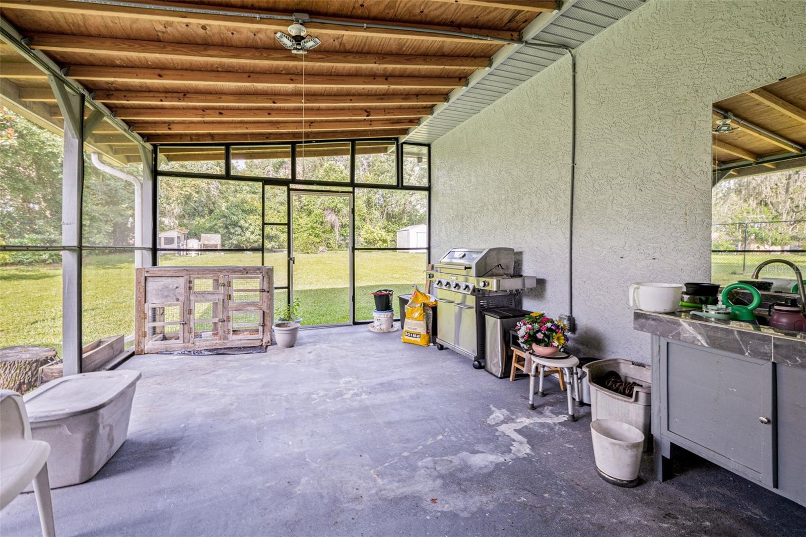 ROSA WOODS - Residential