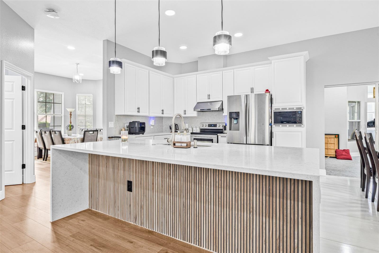 ROSA WOODS - Residential