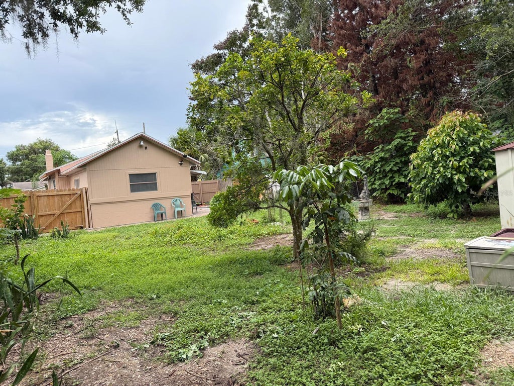 Photo of 111 Page Street, Orlando, FL 32806 (MLS # O6439048)