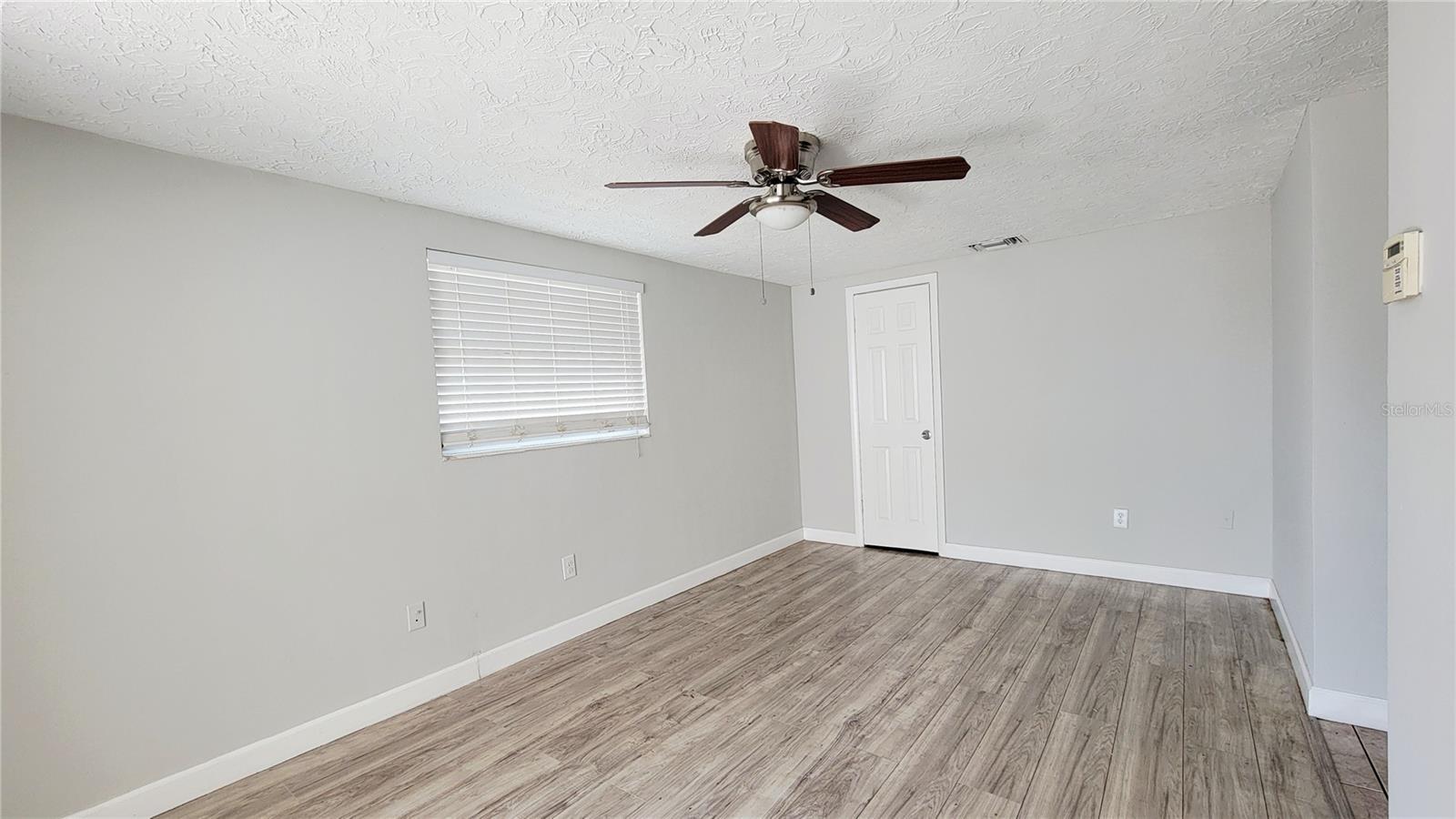 ALOHA GARDENS - Residential