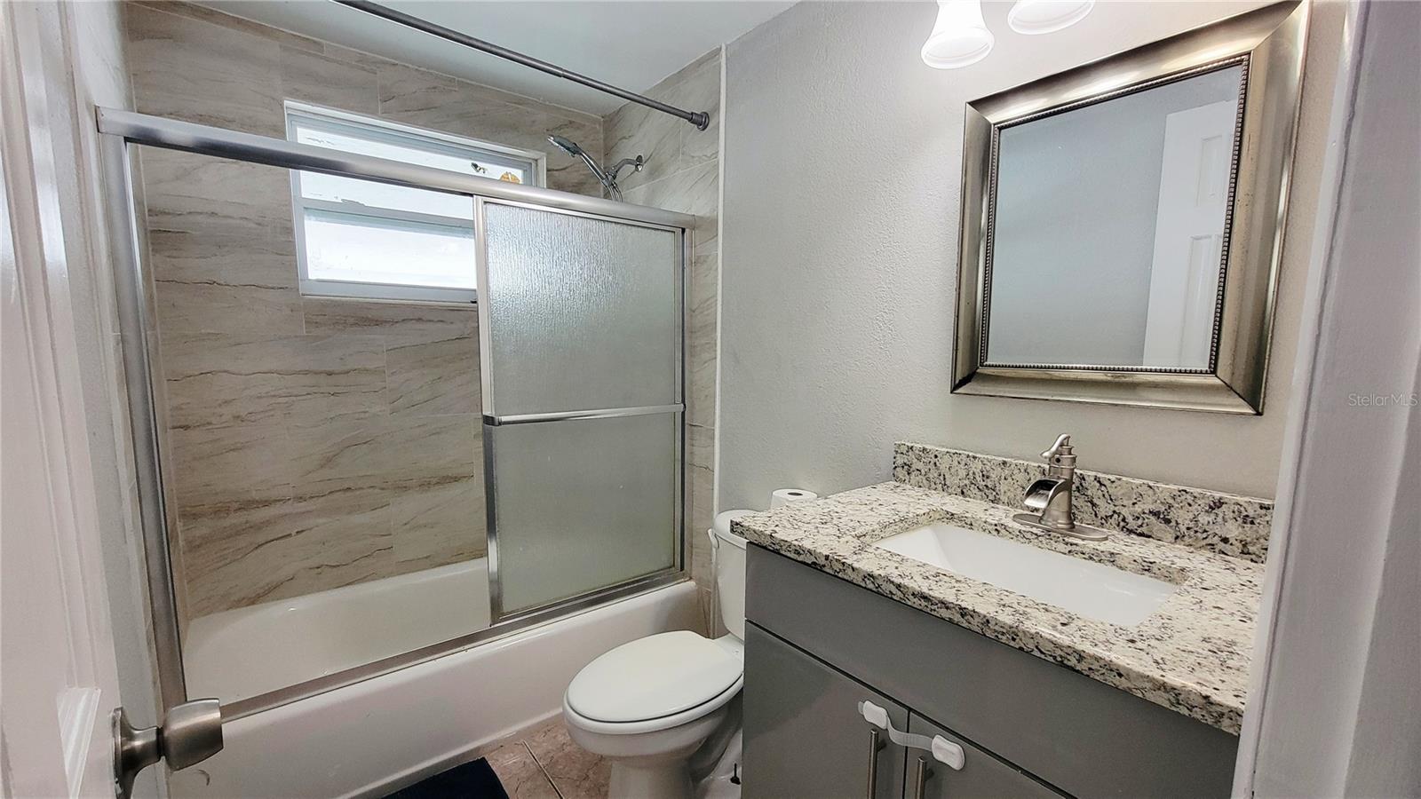 ALOHA GARDENS - Residential