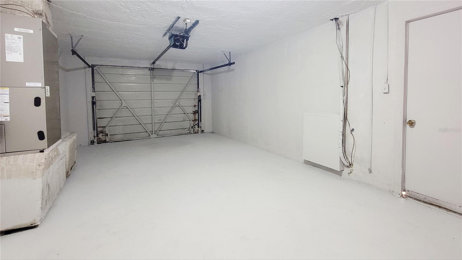 ALOHA GARDENS - Residential