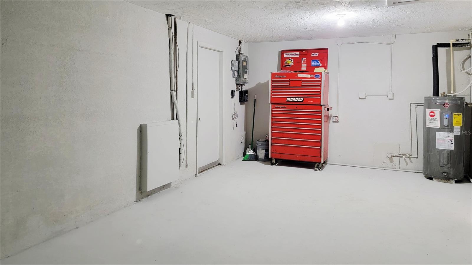 ALOHA GARDENS - Residential