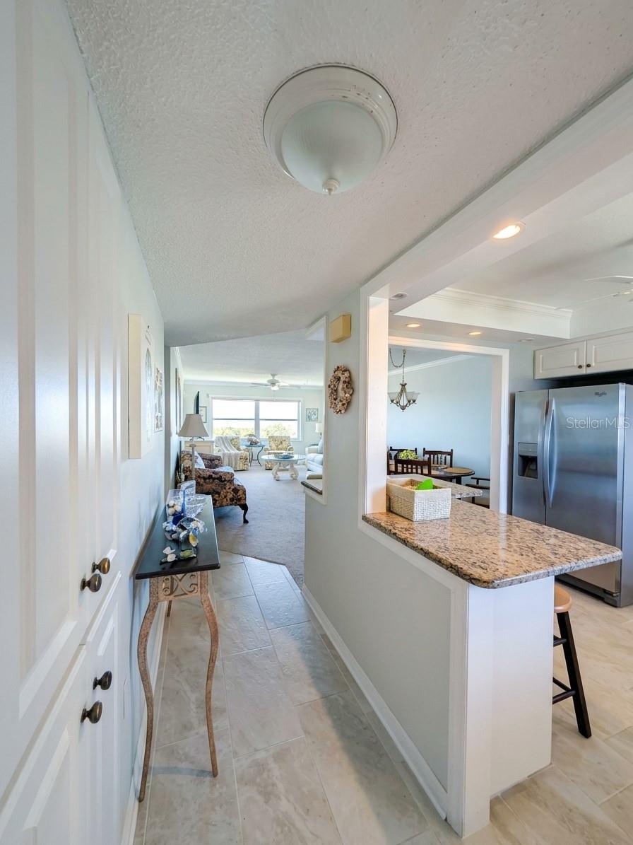 4725 COVE CIRCLE APT 609