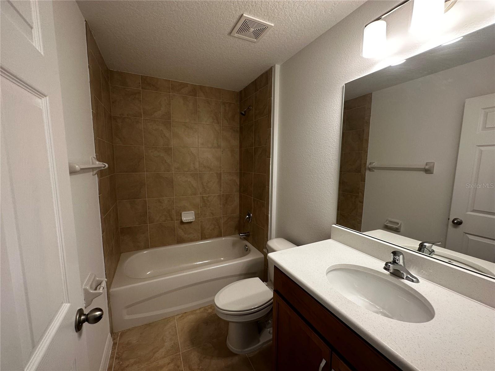PALM COAST SEC 32 - Residential Lease