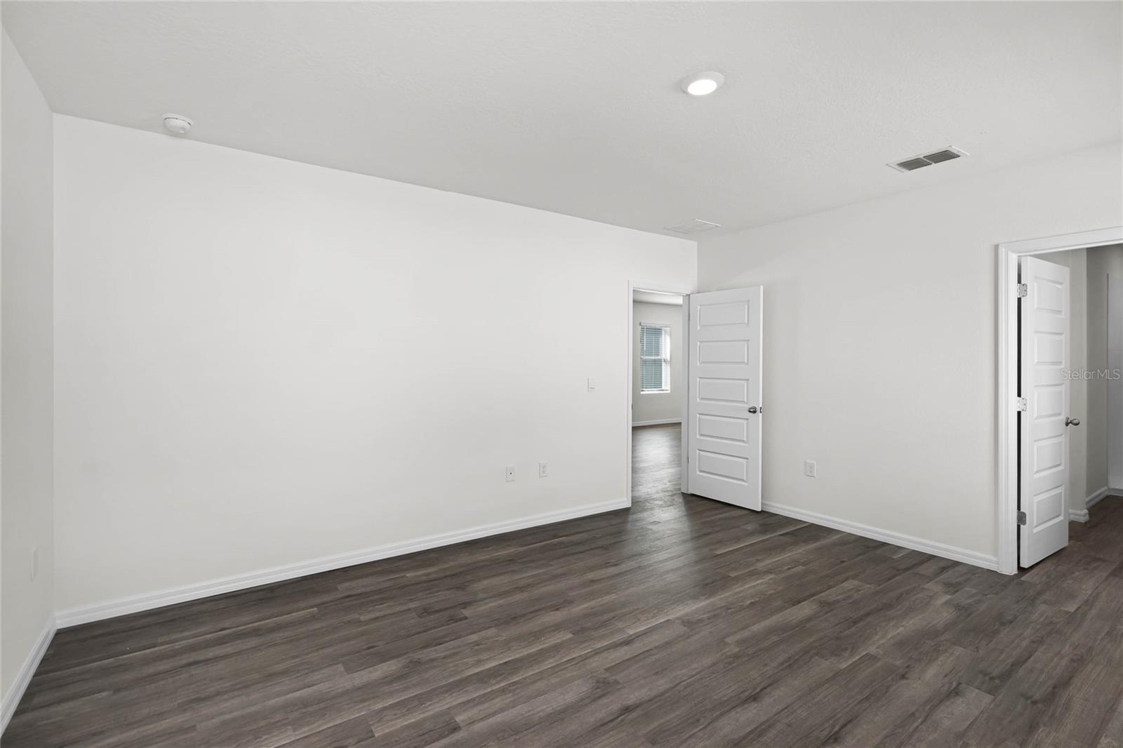 HARMONY ON LAKE ELOISE PHASE 2 - Residential