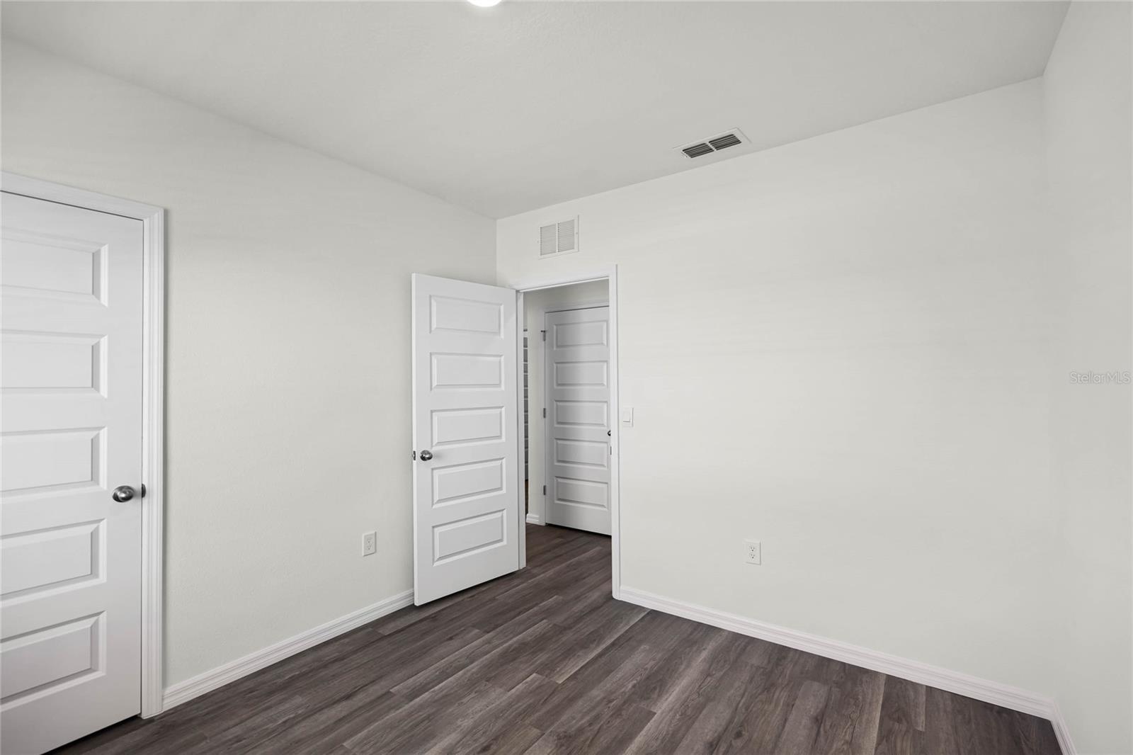 HARMONY ON LAKE ELOISE PHASE 2 - Residential