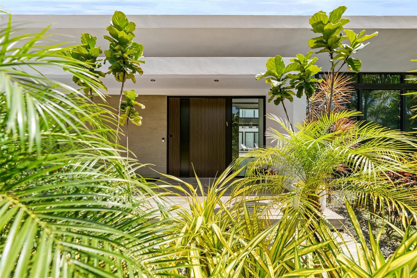 39 DORADO COUNTRY ESTATES