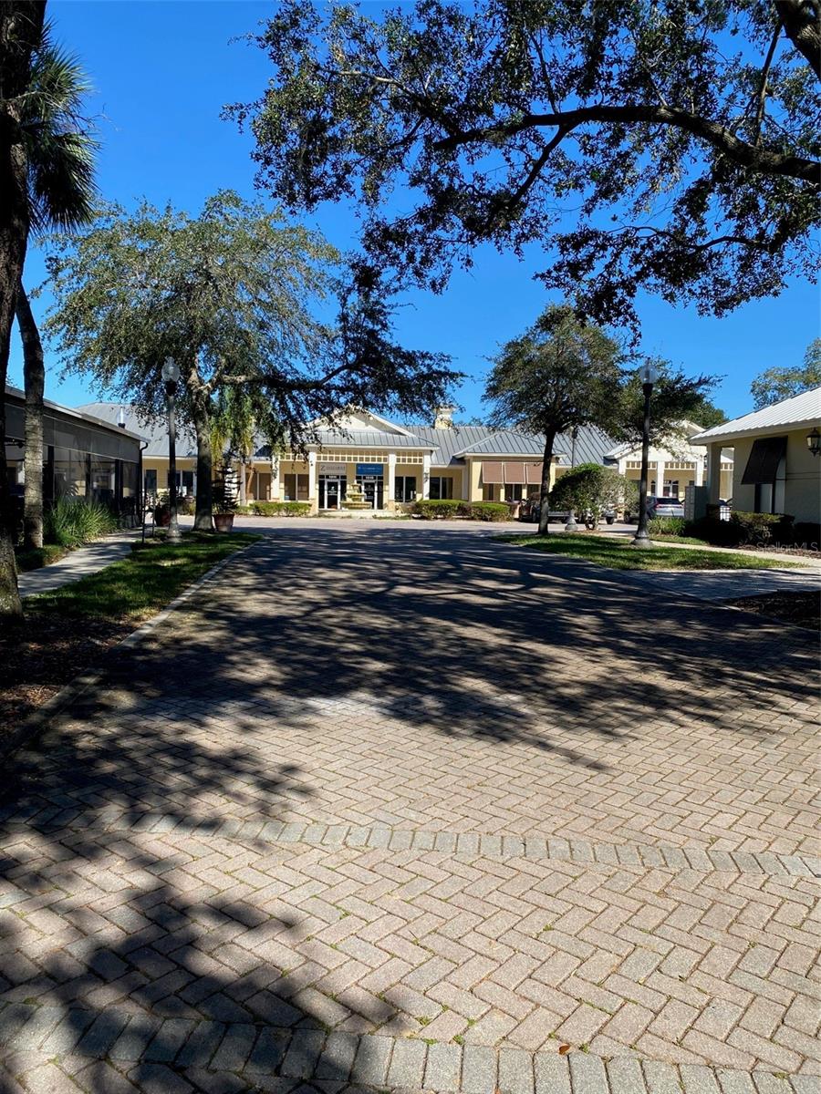 724 BARRINGTON CIRCLE