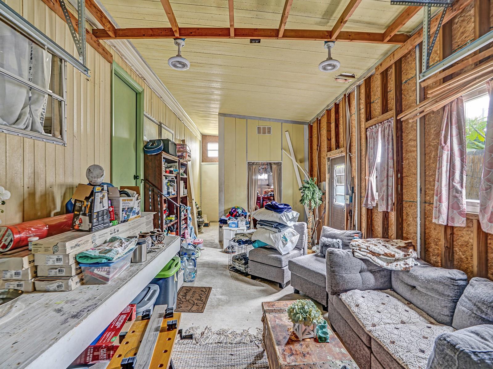 BUENA VISTA MANOR - Residential