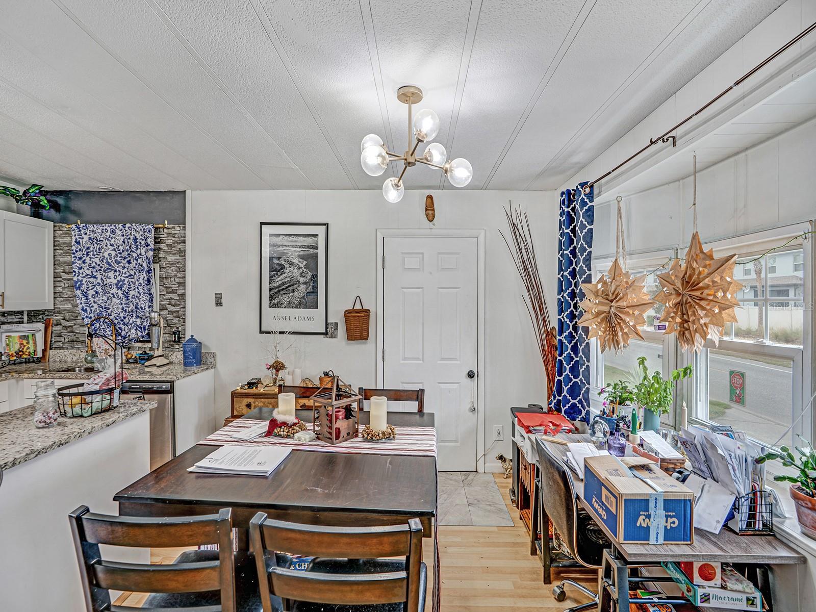 BUENA VISTA MANOR - Residential