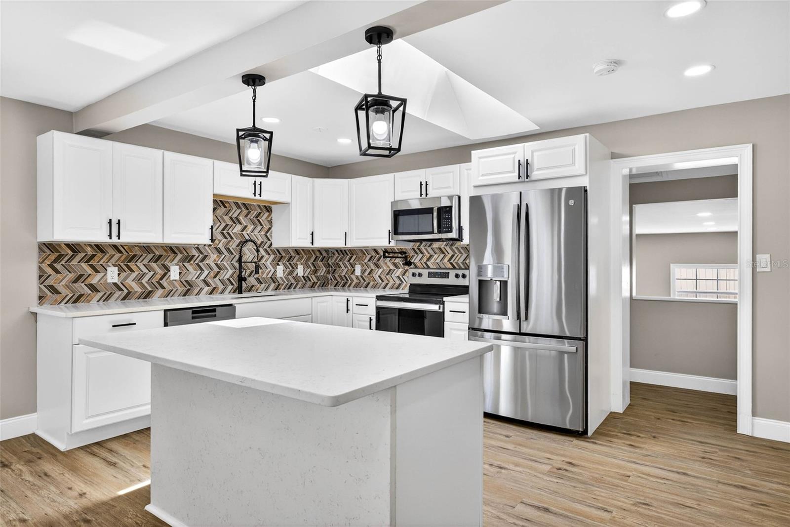 BEL MAR REV UNIT 6 - Residential