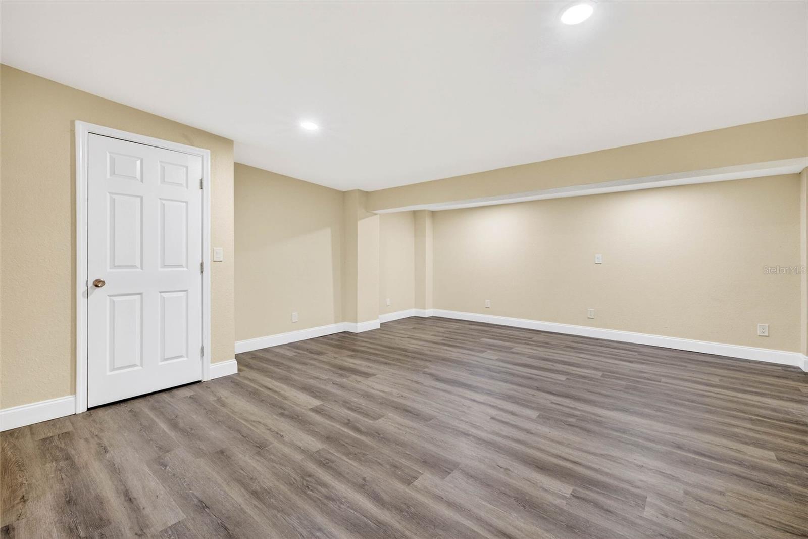 BEL MAR REV UNIT 6 - Residential