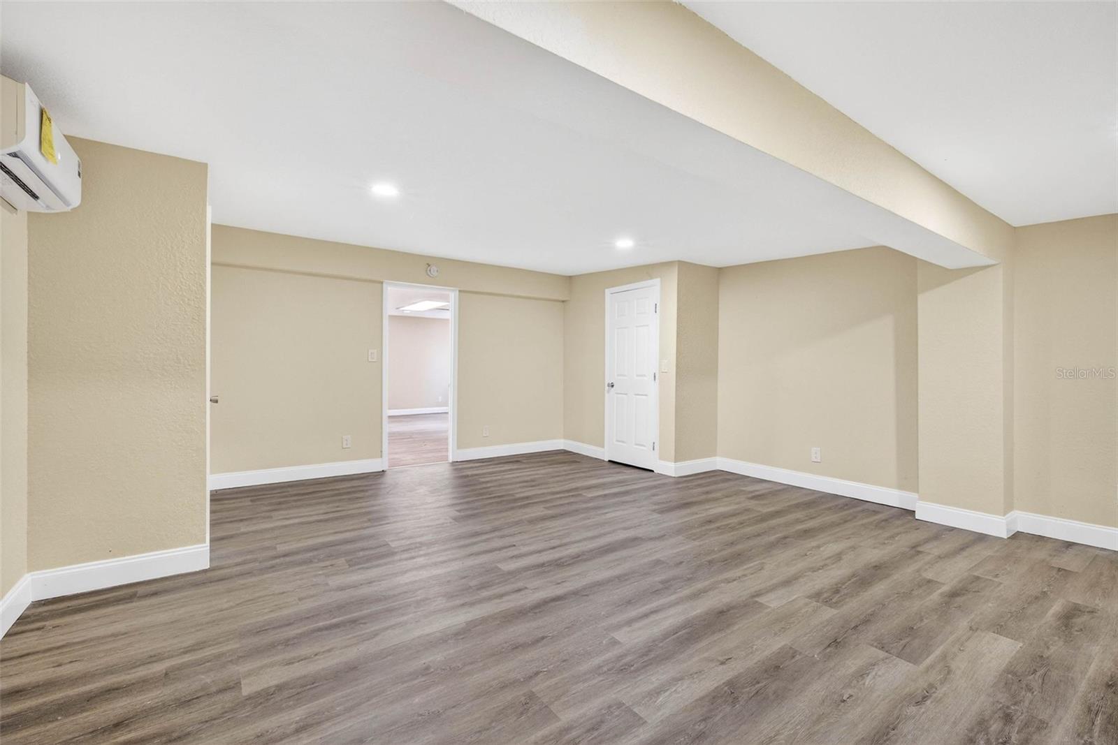 BEL MAR REV UNIT 6 - Residential