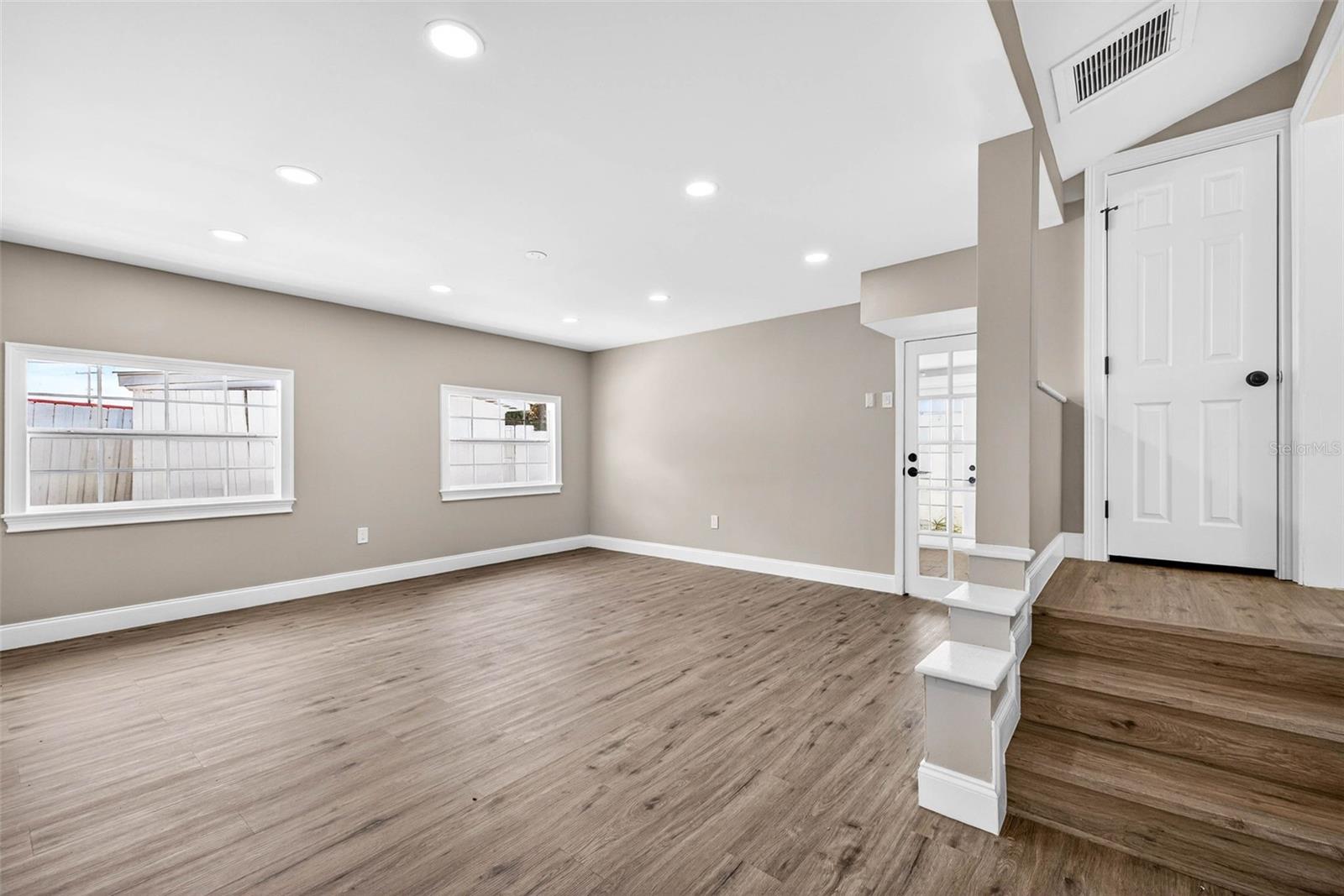 BEL MAR REV UNIT 6 - Residential