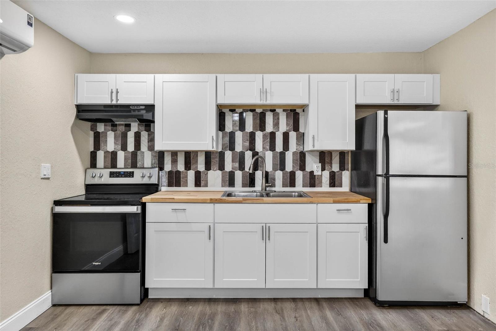 BEL MAR REV UNIT 6 - Residential