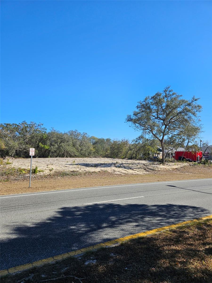 MARION OAKS UN 01 - Land