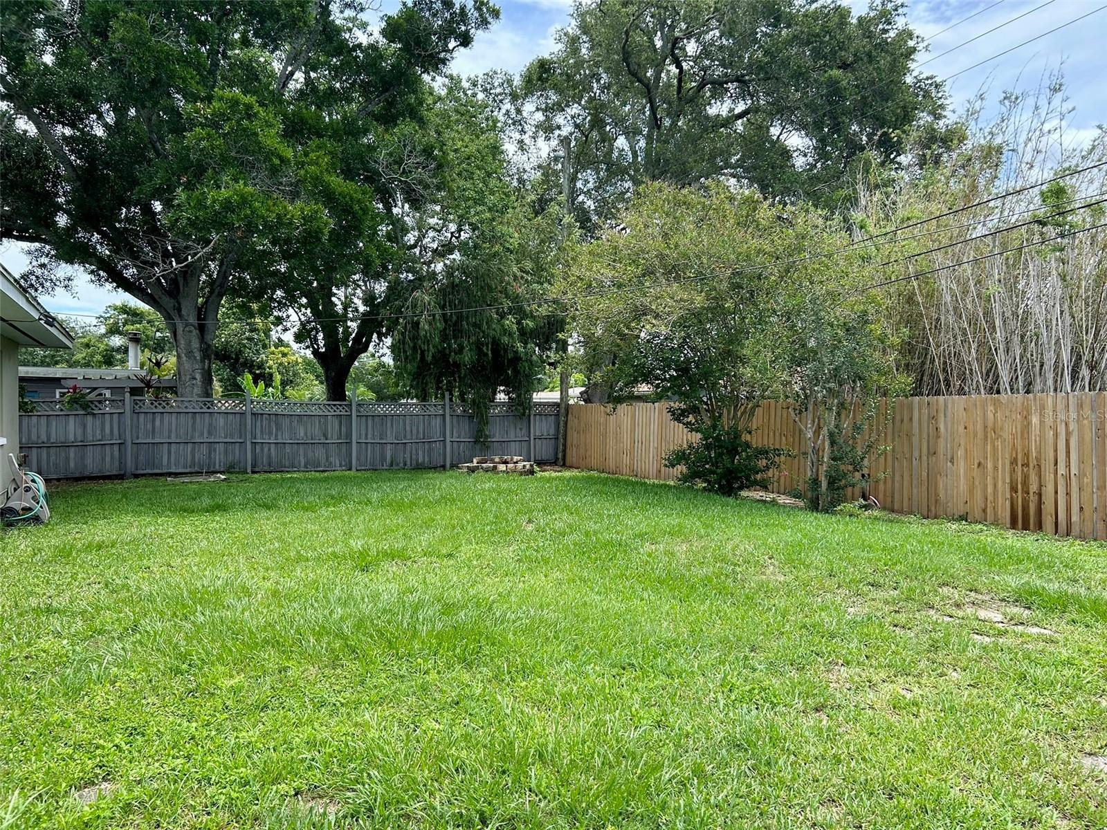 PINE OAK - Residential