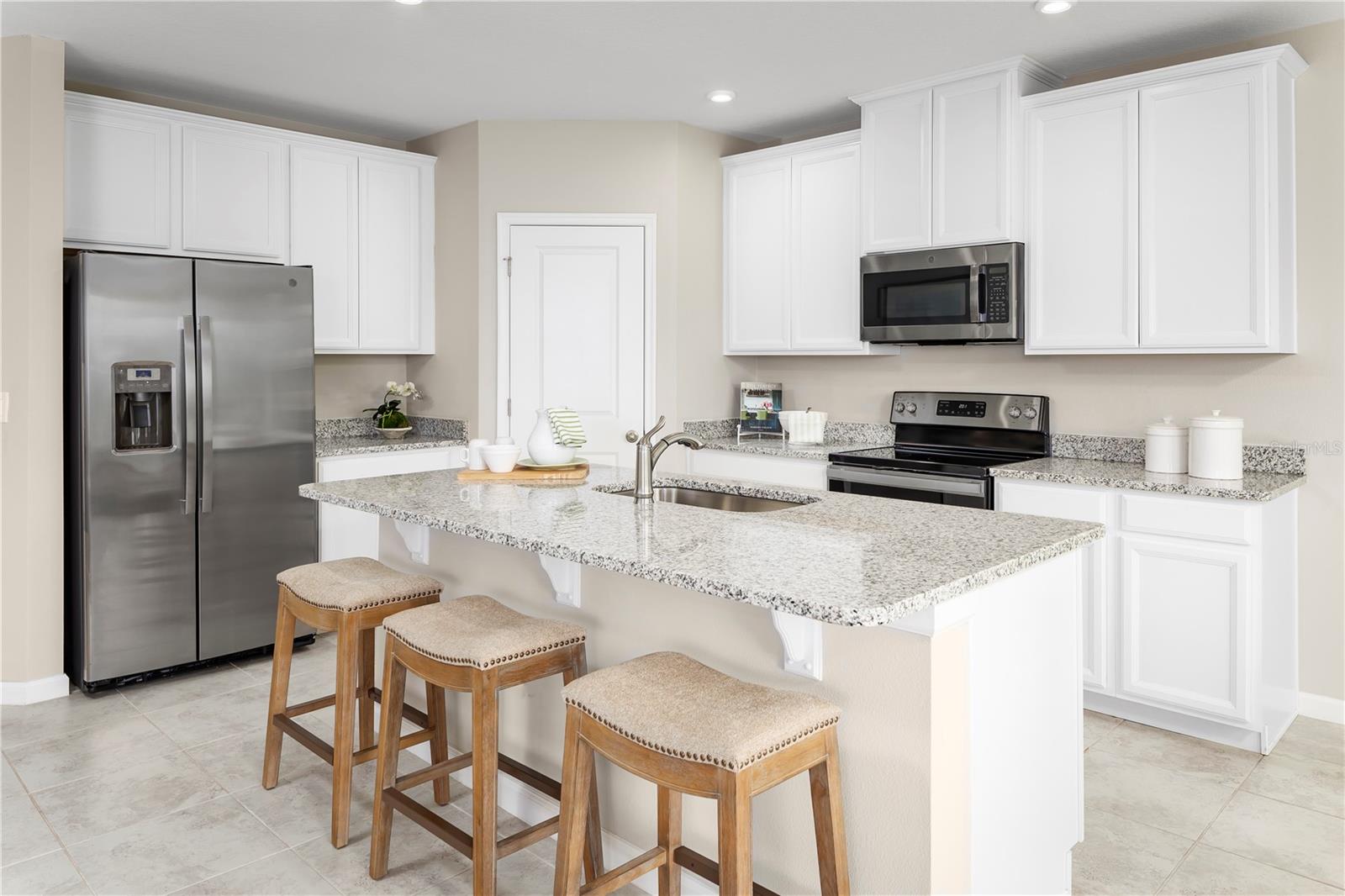 ASHTON COVEY - Residential