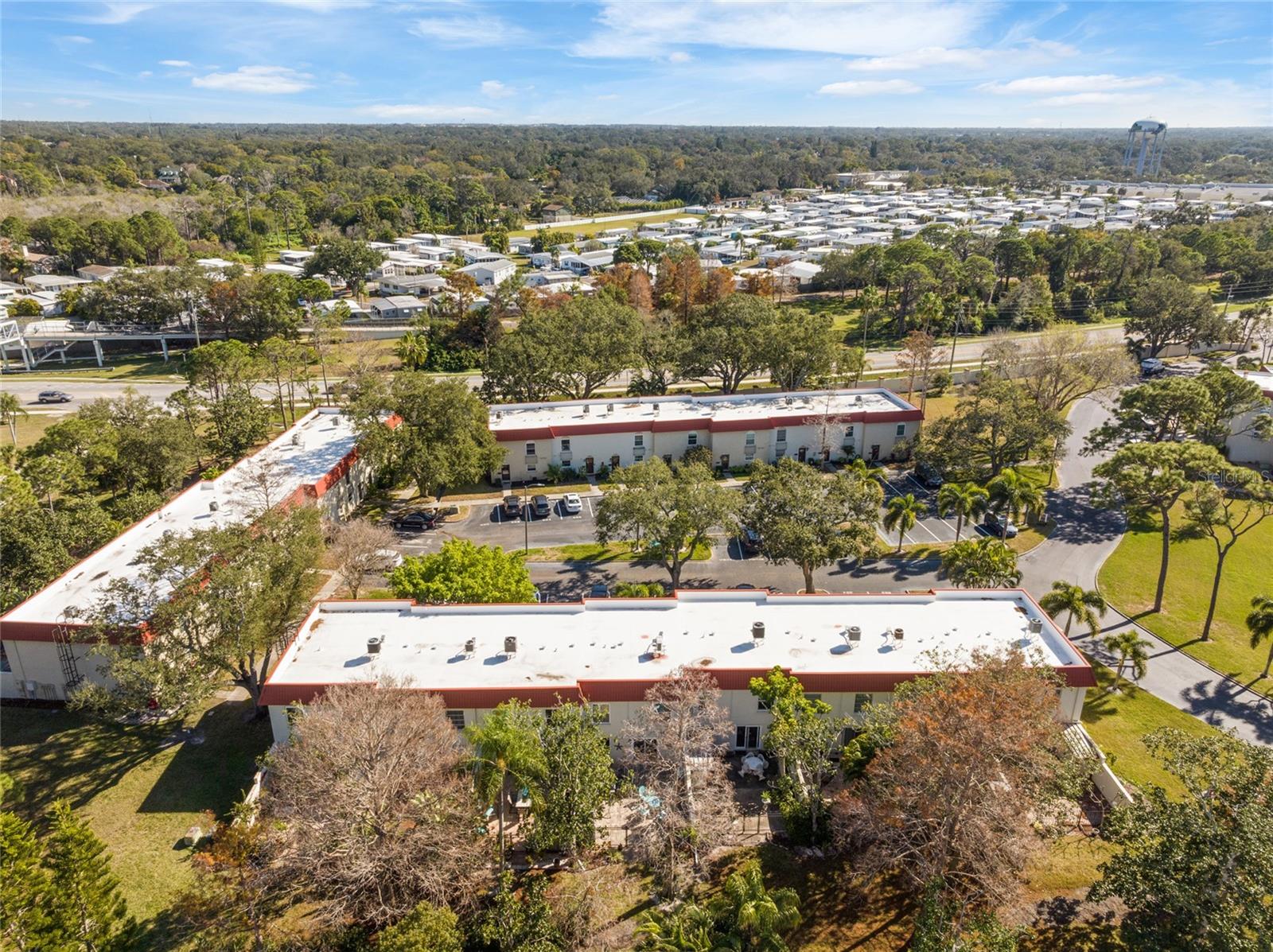 MEDITERRANEAN MANORS - Residential